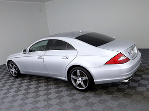 Mercedes-Benz CLS 320 Luxury Facelift 3.0 CDI 165kW (4 foto / 8)