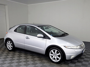 Honda Civic Elegance ATM 1.8 103kW (1 foto / 7)