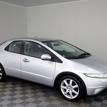 Honda Civic Elegance ATM 1.8 103kW