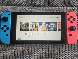 Nintendo Switch V2 Neon Blue/Red (3 foto / 10)