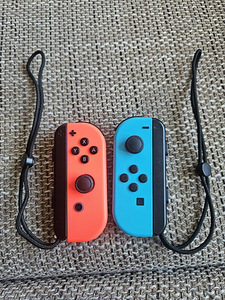 Nintendo Switch V2 Neon Blue/Red (5 foto / 10)