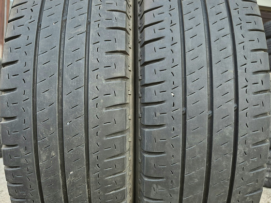 R15 C rehvid Michelin 215/70/15 - 2tk - paigaldus