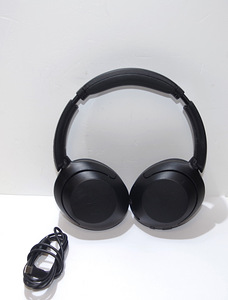Kõrvaklapid Sony WH-XB910N Black (1 foto / 3)