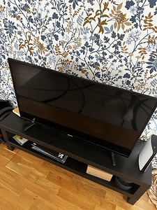 Телевизор Hisense 39 (1 фото из 3)