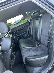 AUDI A6 AVANT (11 foto / 11)
