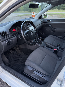 Volkswagen Golf V Variant 1.9 TDI 77kw 2007 (9 foto / 15)