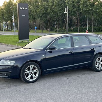 AUDI A6 AVANT