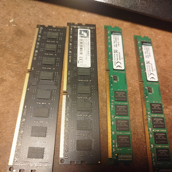 DDR3 32 ГБ комплект 1600 МГц