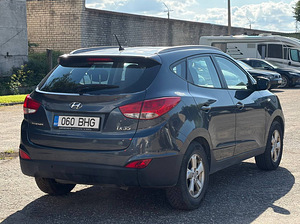 HYUNDAI IX35 (3 foto / 7)