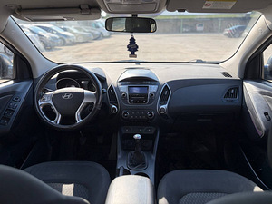 HYUNDAI IX35 (4 foto / 7)