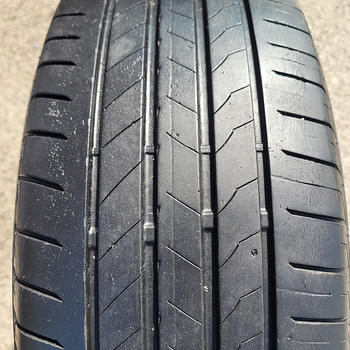 Bridgestone Alenza 225/65R17