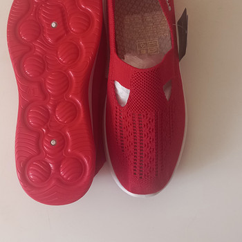 Продаю новые жегские кроссовки.