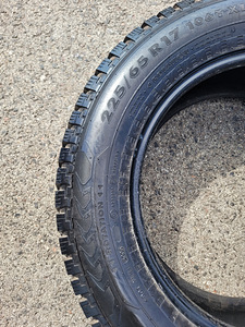 Nokian Hakkapeliitta 5 225/65R17 (3 foto / 7)