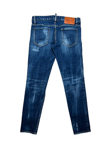 Джинсы DSQUARED2 (2 фото из 5)