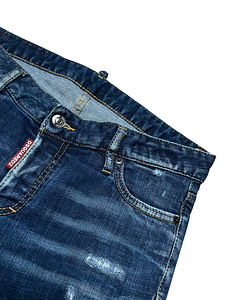 Джинсы DSQUARED2 (3 фото из 5)