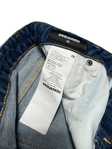 Джинсы DSQUARED2 (5 фото из 5)