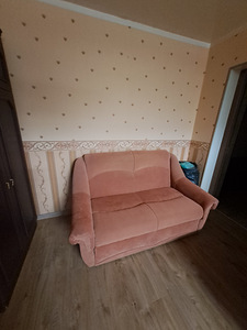 Диван (1 фото из 2)