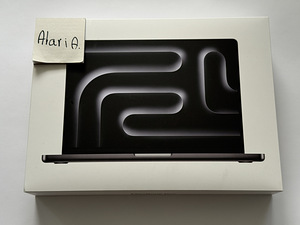 Uus 14.2" M5 Max MacBook PRO (1 foto / 1)