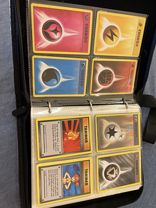 Suur Pokémoni kaartide album – üle 250 kaardi (6 foto / 10)