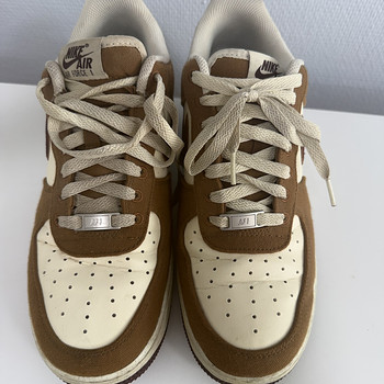 Nike tossud suurus 43
