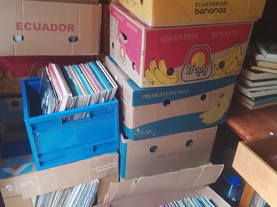 Vinüülid ,cd 'd ja DVD 'd