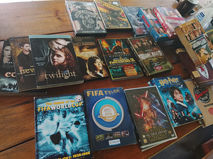 Vinüülid ,cd 'd ja DVD 'd (4 foto / 9)