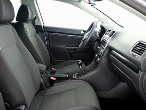 Volkswagen Golf Variant Comfortline 1.4 90kW (6 foto / 8)