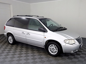 Chrysler Voyager Comfort ATM 2.8 CRD 110kW (1 foto / 8)