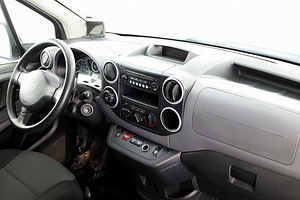 Peugeot Partner Van ATM 1.6 HDi 73kW (5 foto / 9)