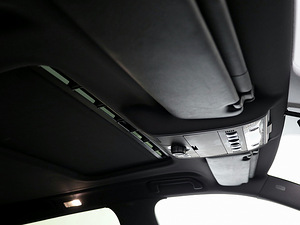 Porsche Cayenne Platinum Facelift ATM 3.0 TDI 176kW (8 foto / 8)
