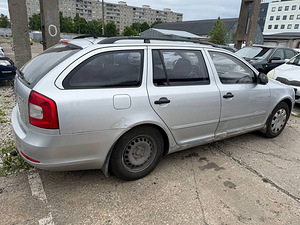 Skoda Octavia Comfortline Facelift 1.4 90kW (3 foto / 7)