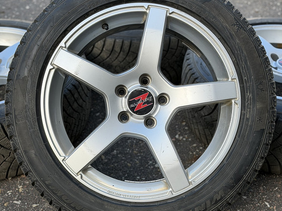 17" Barzetta veljed 5x108 + 225/50/17 Falken m+s 7-7.5mm