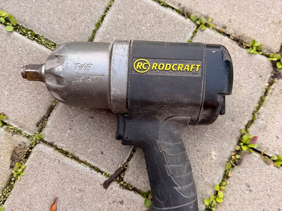 Rodcraft RC2277 “The Beast” — 1/2” пневматический ударный гайковерт