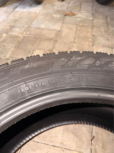 Müüa UUED Nokian Hakkapeliitta C4 naastrehvid 215/60 R17C (4 foto / 4)