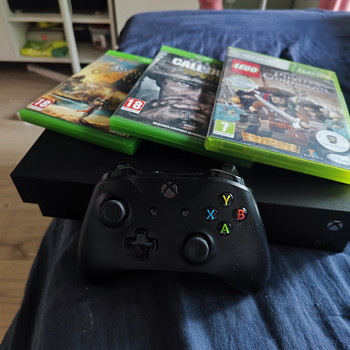 Xbox One X 1tb