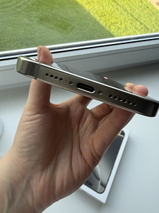 iPhone 16 Pro max 256GB (9 foto / 9)