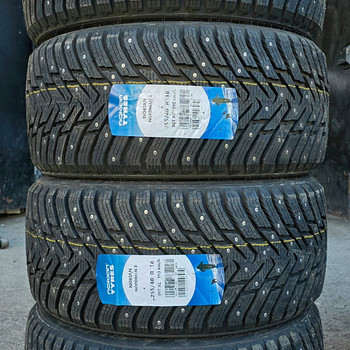 R18 rehvid 255 40 18 Nokian Nordman 8 99T XL- uued dot22