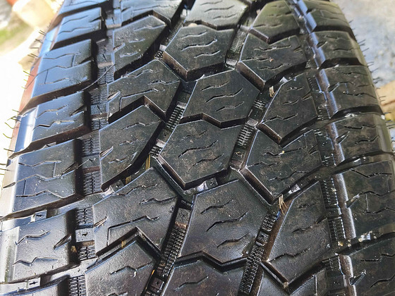 285/50R22 Radar Renegade AT5