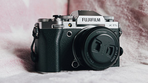 Fujifilm X-T5 (2 фото из 7)