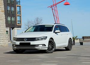 AUTORENT TALLINNAS (5 foto / 6)