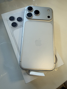 iPhone 17 Pro Max 256GB (1 фото из 3)