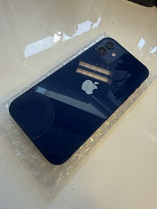 iPhone 12 64GB (3 фото из 10)