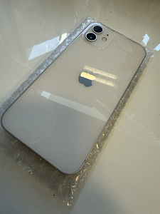 iPhone 12 64GB (5 фото из 10)