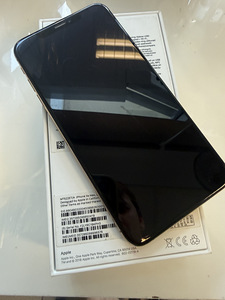 iPhone XS Max 64Gb (2 фото из 4)