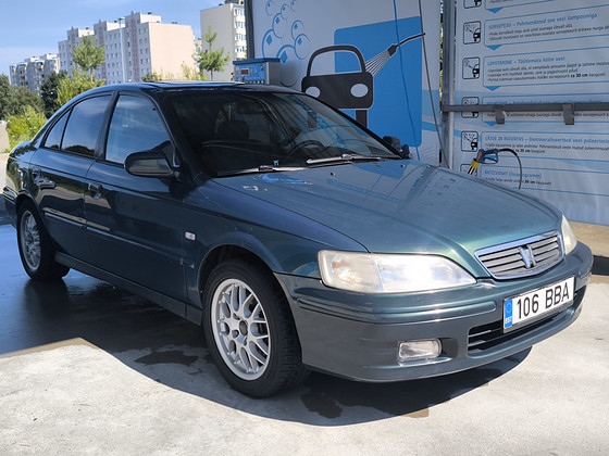 Honda Accord Luxury 2002 2.0l 108kw + LPG