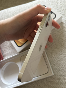 iPhone 12 128 GB White + Original USB-C Cable (6 foto / 8)