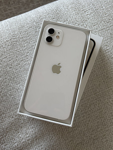 iPhone 12 128 GB White + Original USB-C Cable (1 foto / 8)