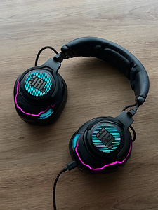 JBL Quantum ONE Gaming Headset (Issue with right ear cable) (1 foto / 9)
