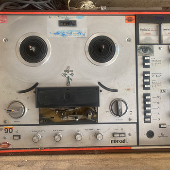 Magnetofon Rostov 102
