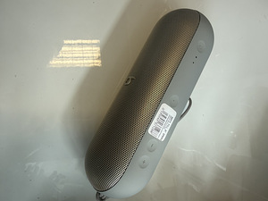 Beats Pill (2 фото из 4)